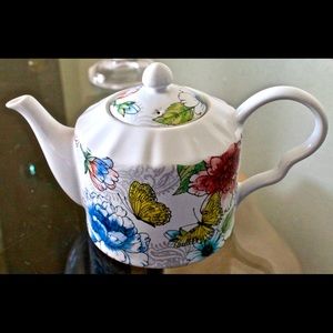 HARPER BY COVENTRY TEAPOT & LID  FLORAL BIRD 5 CUP